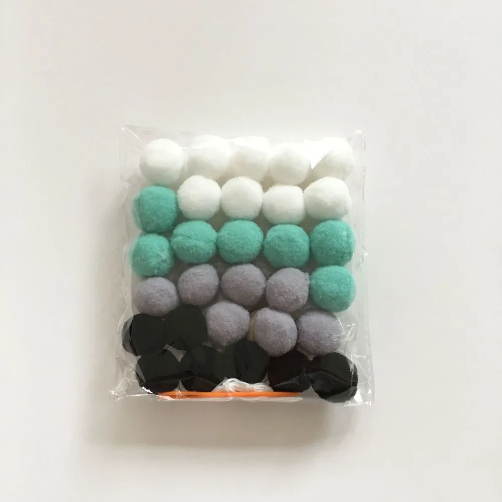 

Felt Ball String Ornament Girls Room Decor Hair Ball Hanging Pendant For Nursery Decor Garland Nordic Style Kids Decoration