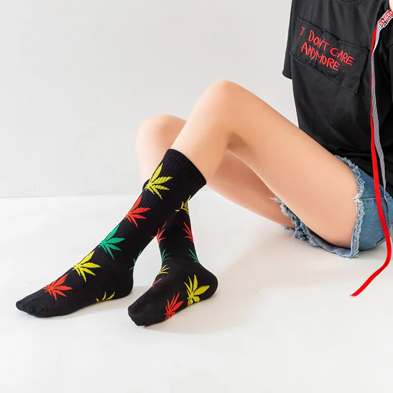 Носки спортивные хлопковые дышащие удобные повседневные длинные с принтом