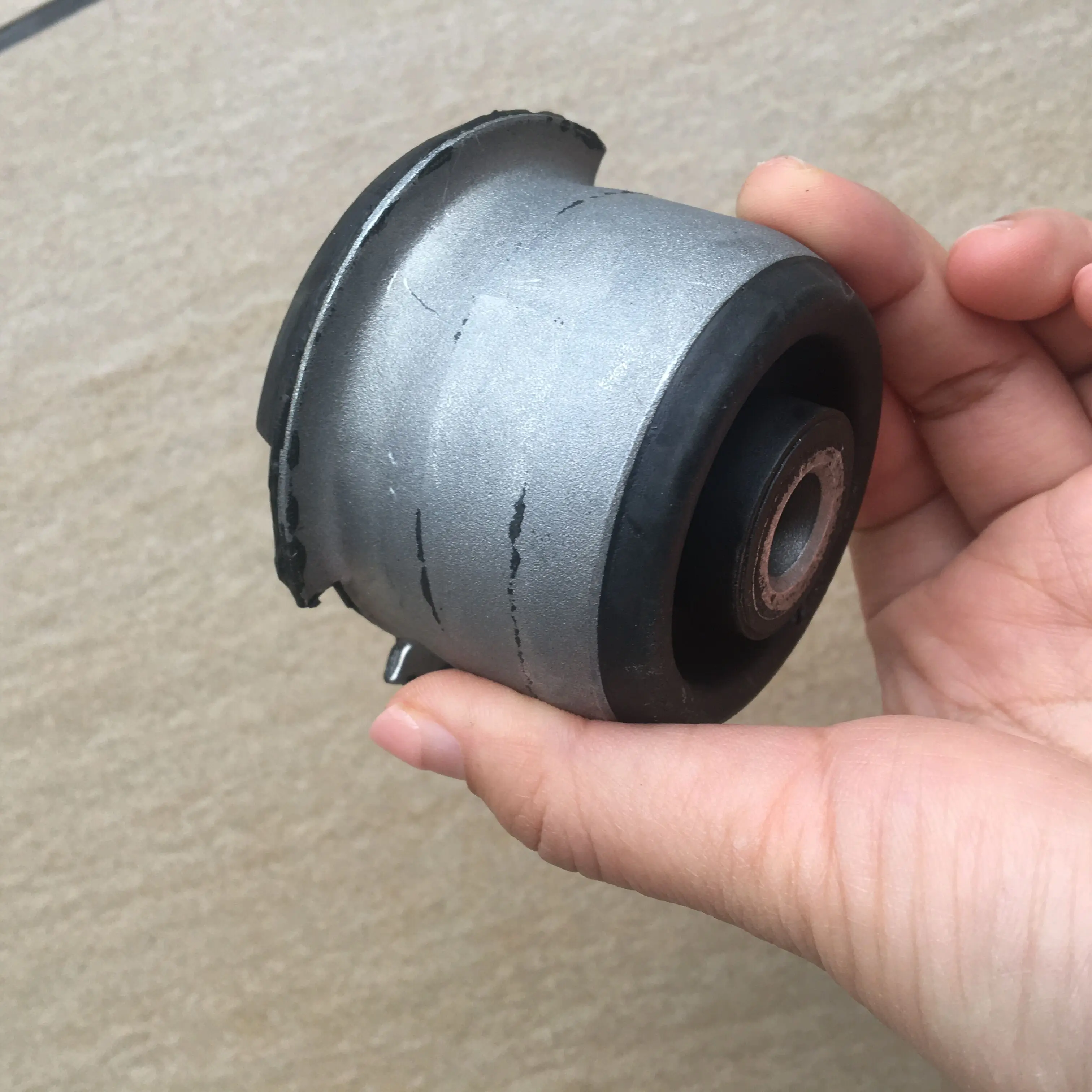 Бесплатная доставка оптовая продажа втулка задней подвески рычаг заднего хода