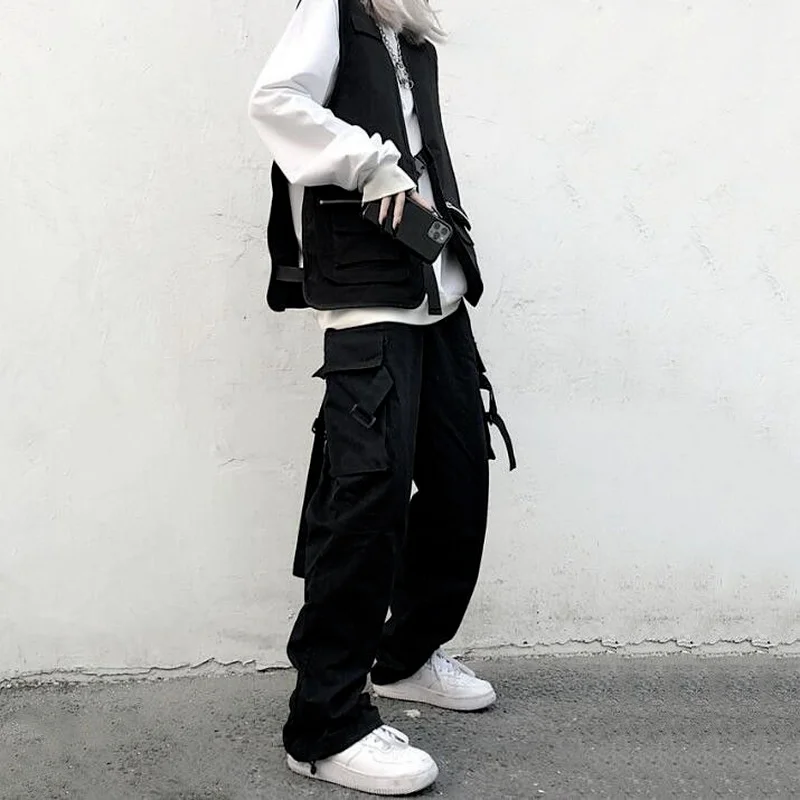 

Pants & Capris