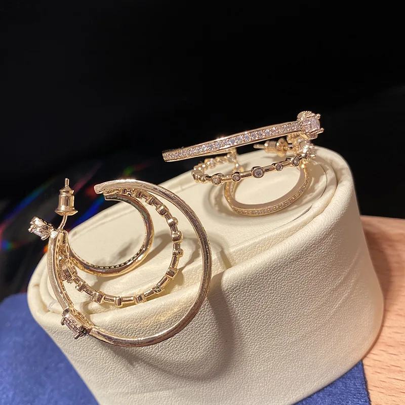 

French retro three-layer hoop C-shaped earrings