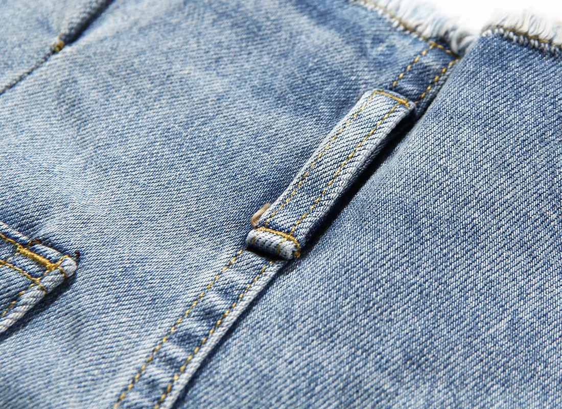 

2021 New Spring And Summer Fashion Casual High Waisted Slim Denim Short Diamond Waistband Irregular Sexy Shorts Women