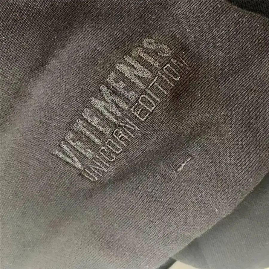 

Reflective Letters THE Vetements Logo Hoodie Men Women Best Quality Hooded Embroidered Mark VTM Sweatshirts Sweatshirt