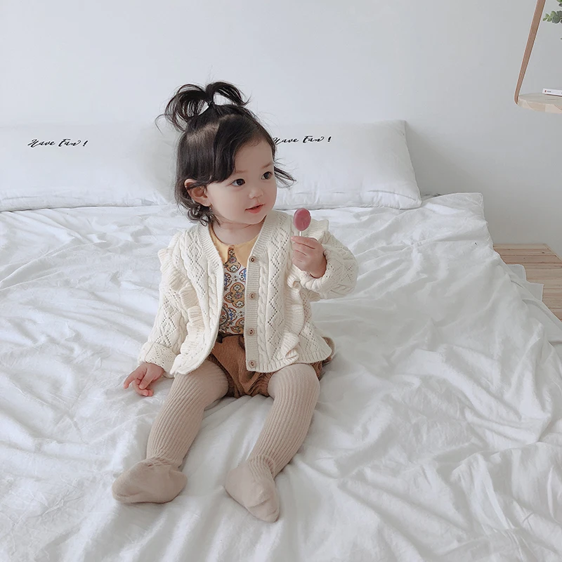 Демисезонный милый однобортный кружевной свитер с V образным вырезом для девочек