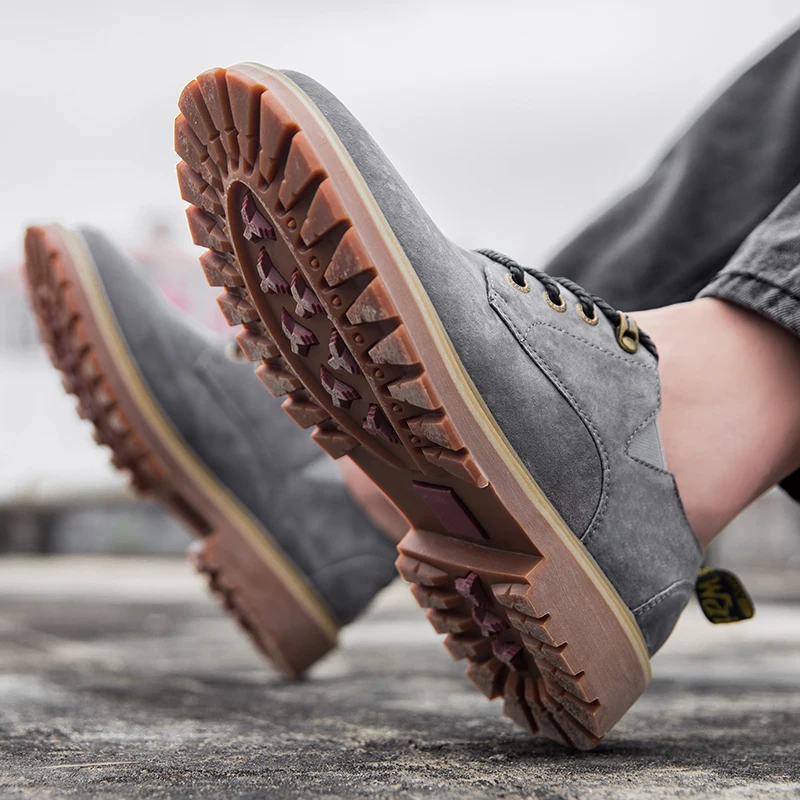 

Botas De Trabajo Hombre Men Boots Genuine Leather Snow Platform Shoes Mens Boots and Luxury Shoes Fashion Casual Size38-47