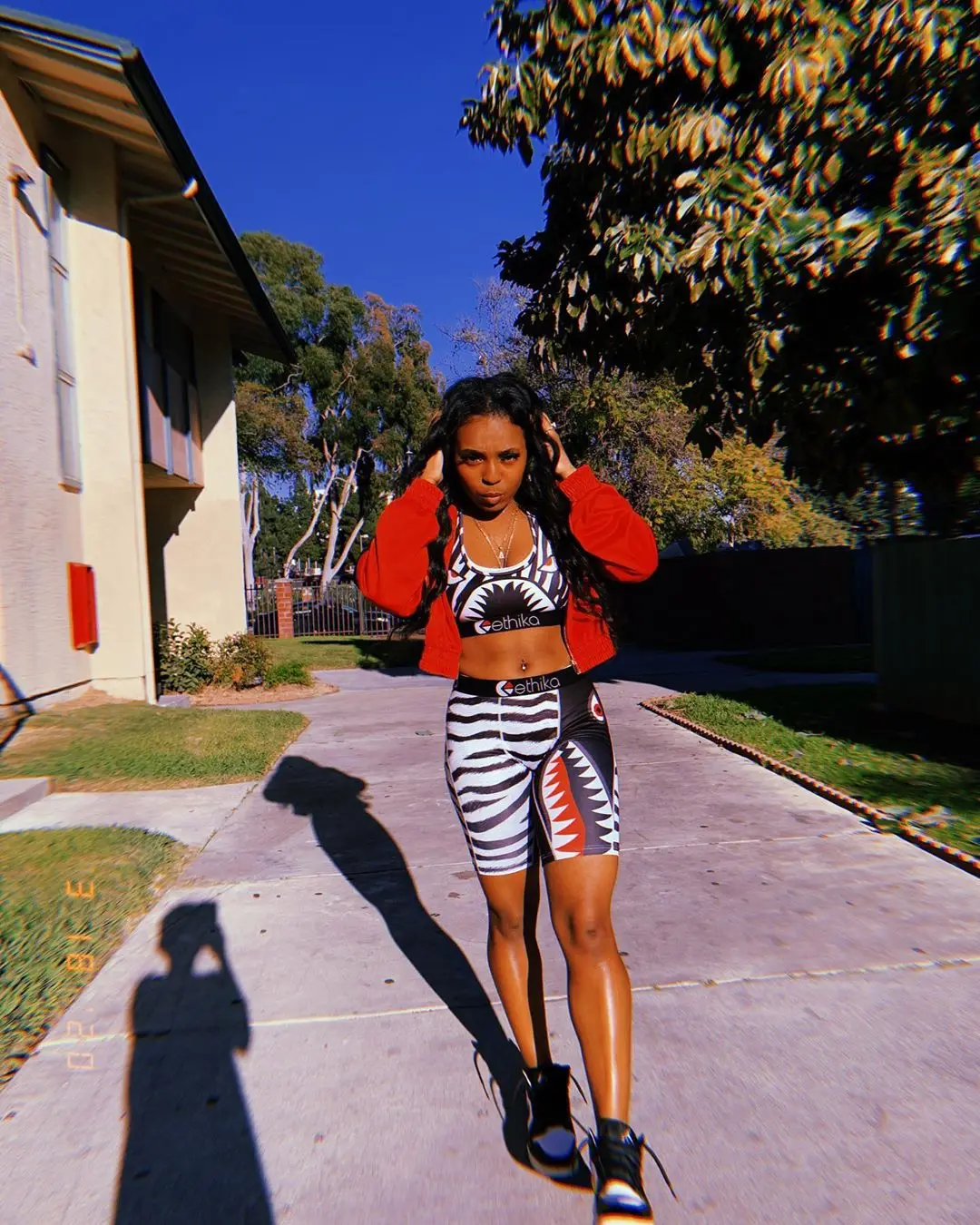 

ETHIKA 2021 New Special Summer Sleeveless Short Pant Striped Shorts 2PCs Set Gym Fiteness Beach Clothing Ladies Women Sets