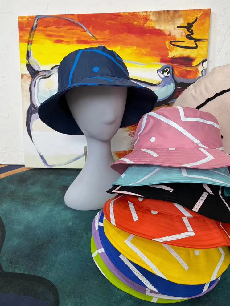 2020 Женская Гибкая шляпа со смайликом с кисточками для женщин широкими полями