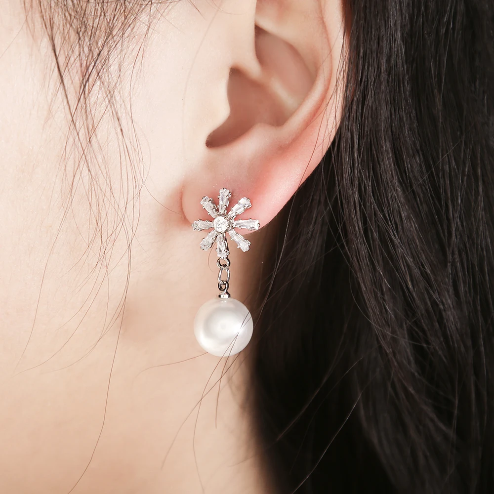 

WYBU Fashion Imitation Pearls Earrings For Women Gold Bling Rhinestone Snowflake Beads Drop Earrings Jewelry Gift For Friend