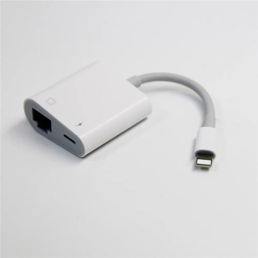 Адаптер Lightning/RJ45 100 мбит/с с источником питания| |