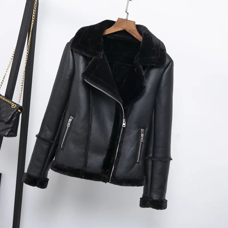 

Новинка 2019, зимние женские пальто из искусственной овчины, толстые теплые куртки из искусственной кожи, черные мотоциклетные женские пальт...