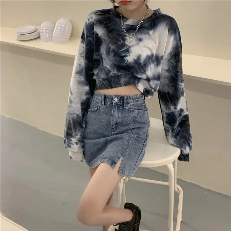 

Women's Tie Dyed Sweatshirt New Spring and Autumn Long Sleeve Korean Loose High Waist Short Pullover Women's crop Tops
