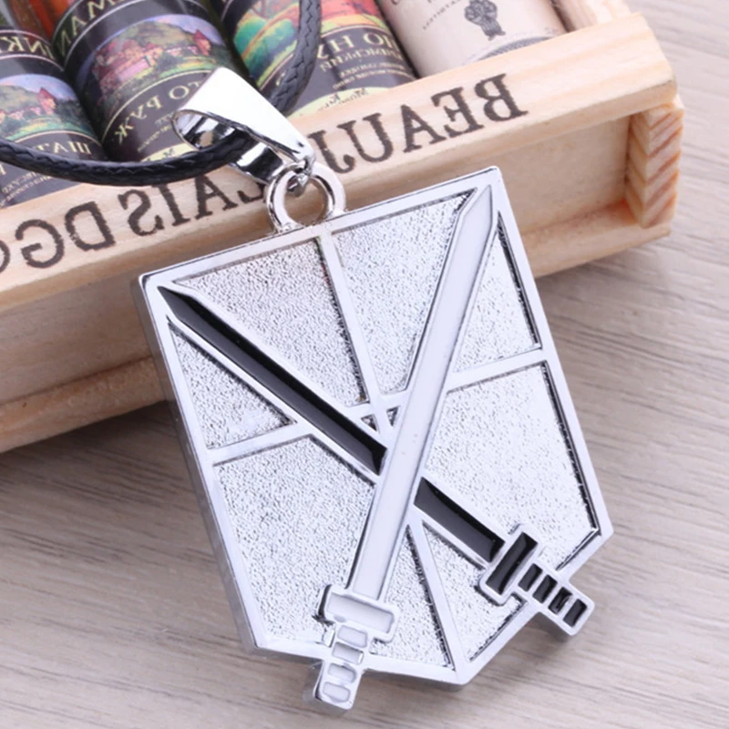 Аниме атака на Титанов ожерелье для мужчин съемочный корпус логотип веревка