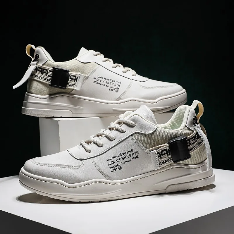 

2021 New Men Casual Shoes Spring Summer Designer Sneakers Breathable Leather Shoes Retro Style White Black Flat Leisure Footwear