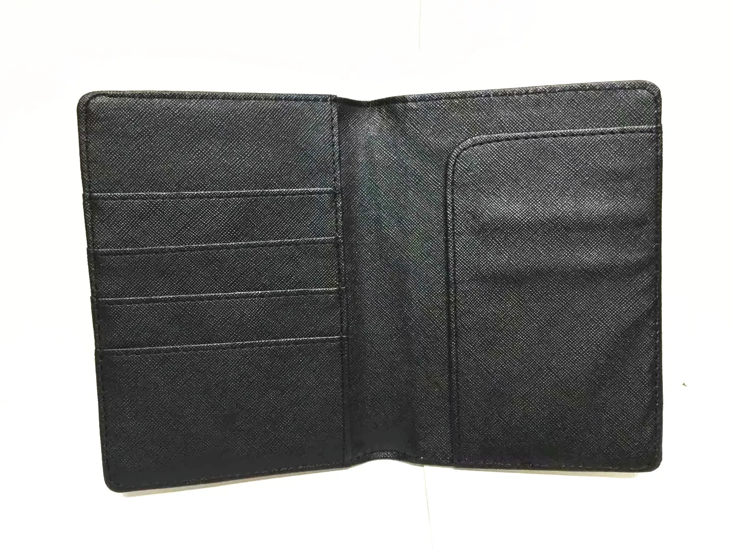 The Nightmare Before Christmas Passport Cover Men Travel ID Card Holder PU Waterproof Women Bag | Багаж и сумки