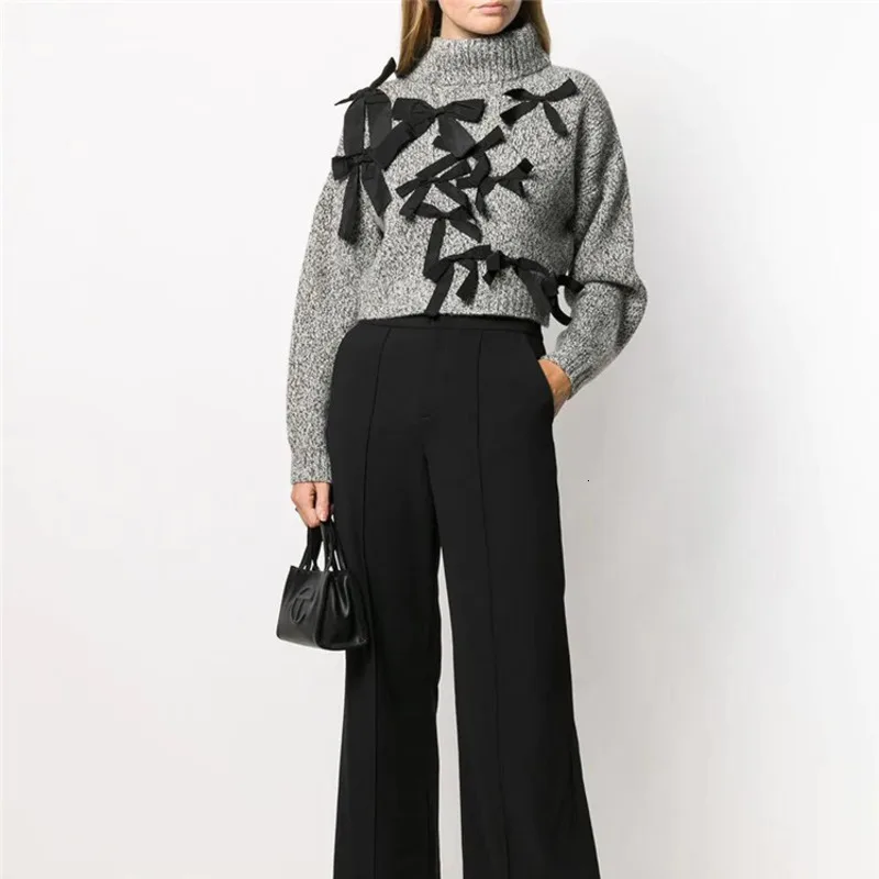 DEAT new autumn and winter fashion women clothes turtleneck lantern sleeves bow embroidery pullover short knits top WJ88202