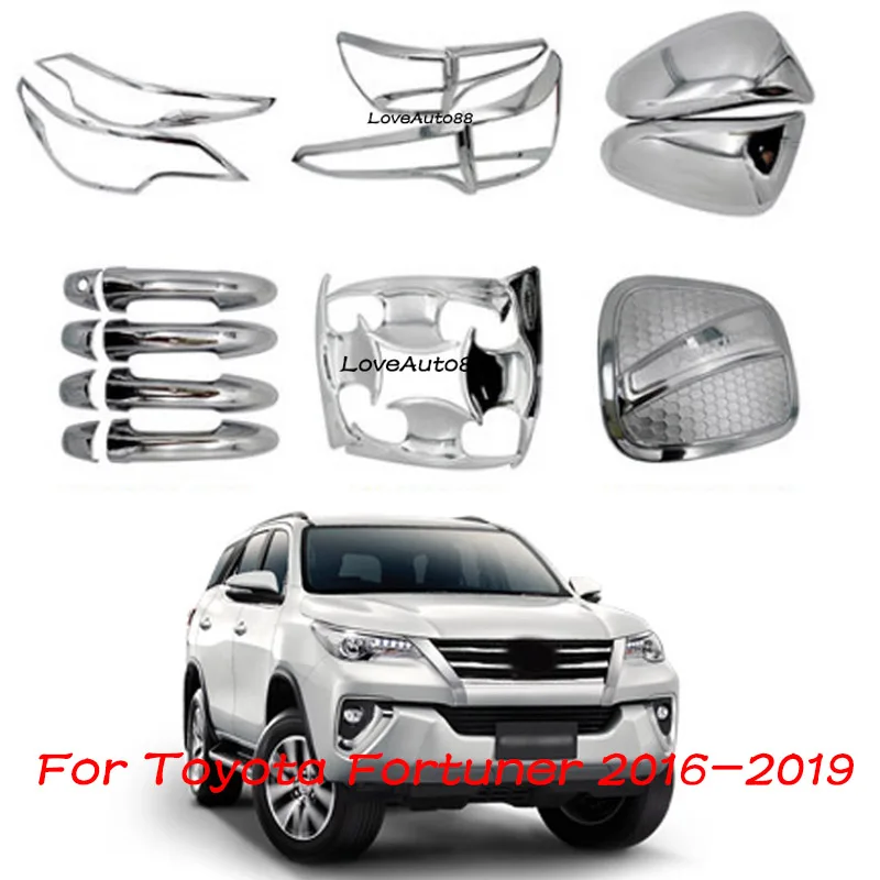 

Car Rear Tail Back Fog Light cover Lamp Frame Sticker ABS Chrome Trim Panel 4Pcs For Toyota Fortuner 2016 2017 2018 2019 2020