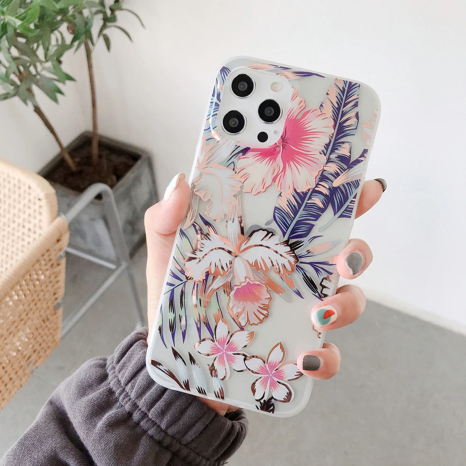 

Electroplated IMD Anti-fall Phone Case For iPhone 13 11 12 Mini Pro X XR XS Max 8 7 Plus SE 2020 Fashion Flowers Leaves Cover