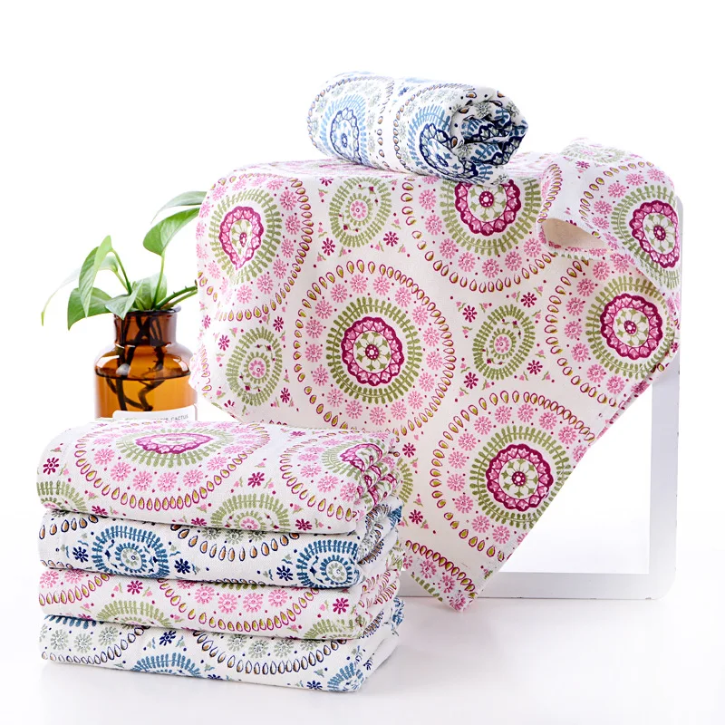 Банное полотенце с вышивкой и круглым рисунком 70*140 см|Банные полотенца| |