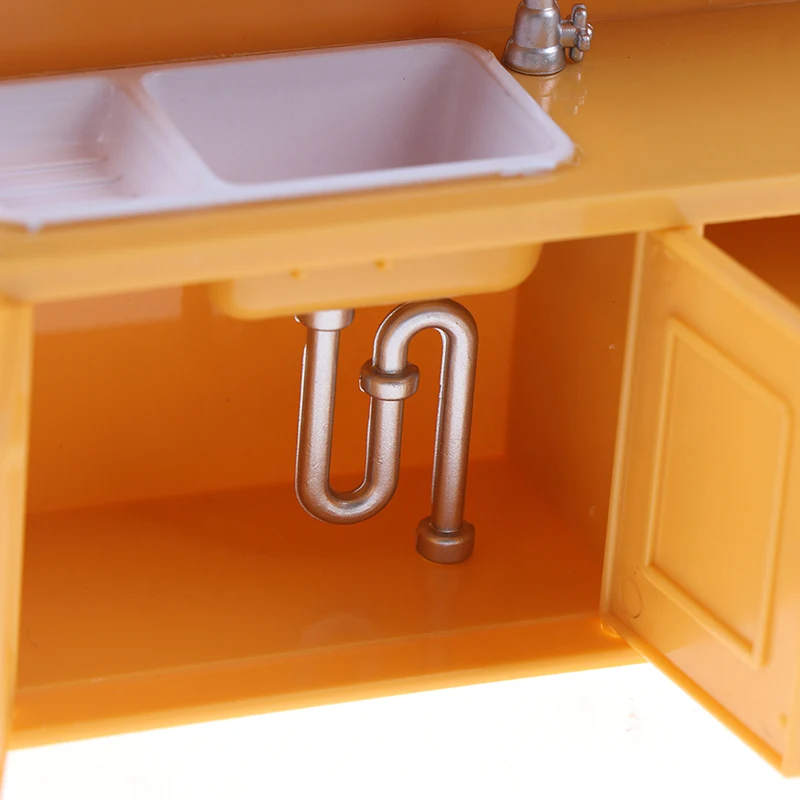 Plastic Mini Bathroom Miniatures Furnitures Kits Set For DIY DollHouse Kids Toy Decor Doll Gift for Children |