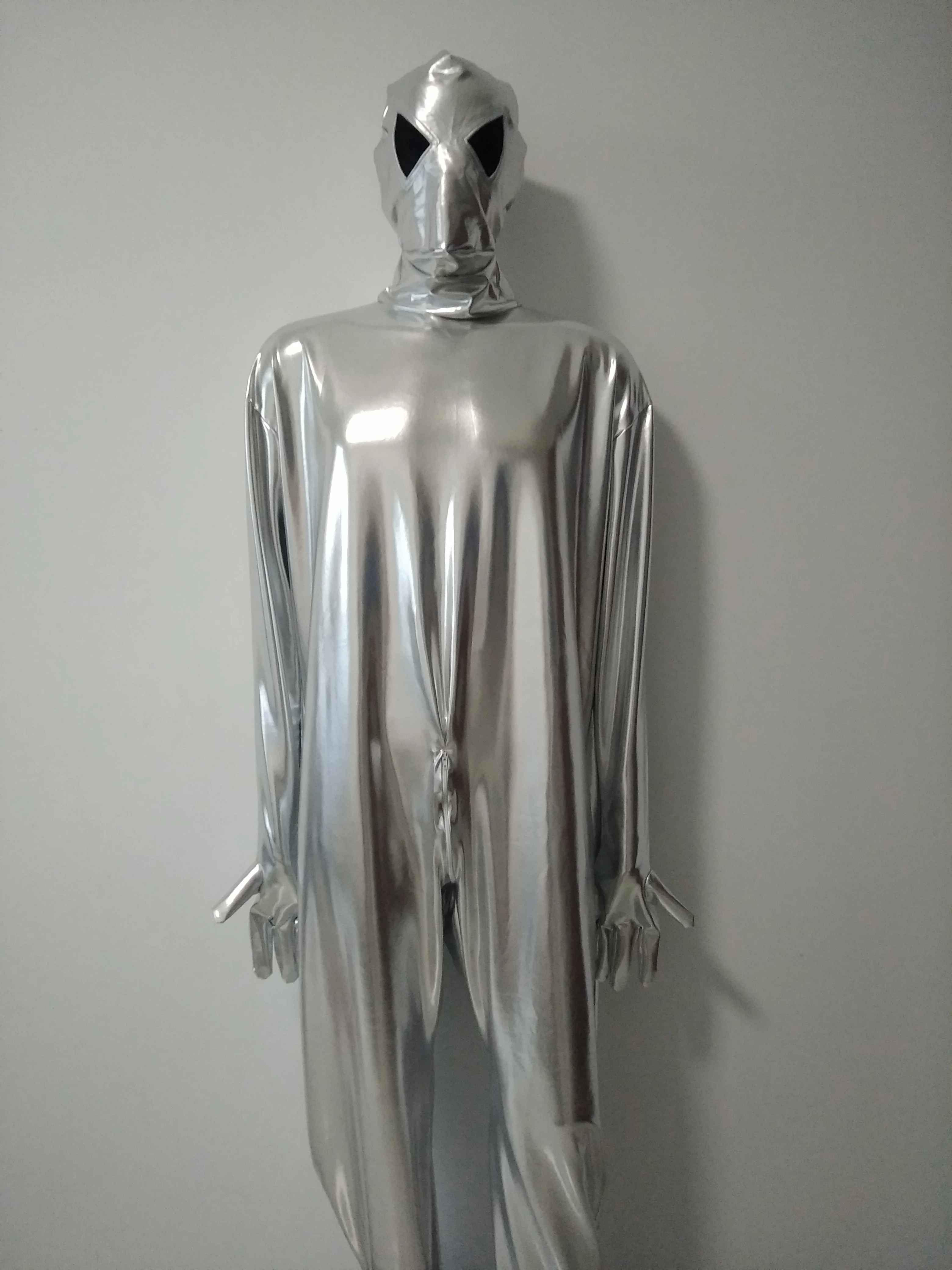 Комбинезон для взрослых большого размера серебристого цвета косплея