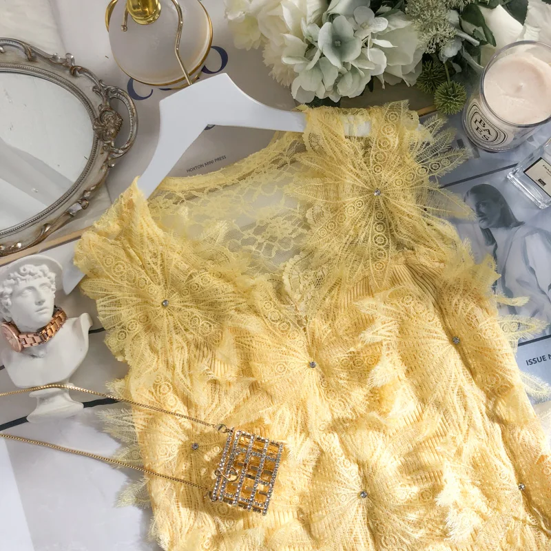 

2021 Summer French Style Gentle Diamond Flower Ladies Knitted Top Women Sleeveless Vest Western Style Fashion Lace Sweater Tank