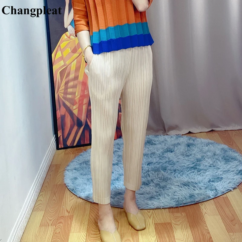 

Changpleat Summer Miyak Pleated woman pants Fashion Solid Slim Elastic waist Pencil pants Cropped trousers Tide