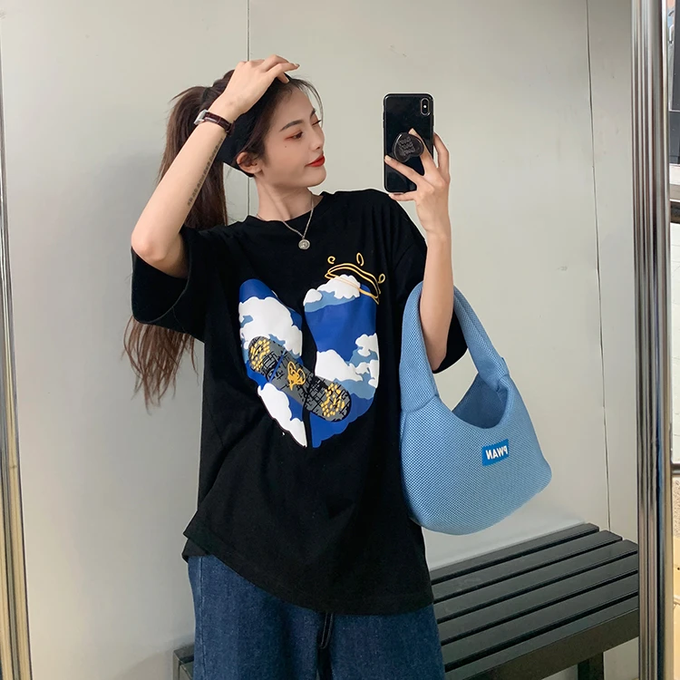 

KK566 New loose design and love printing large version age-reducing short-sleeved T-shirt