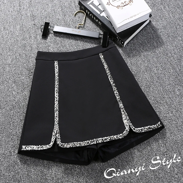 Шорты женские приталенные с завышенной талией универсальные короткие брюки