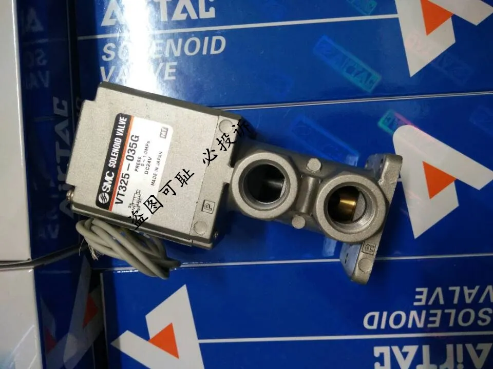 

Authentic new SMC solenoid valve VT325V-035DO VT325V-035G VT325V-035GS