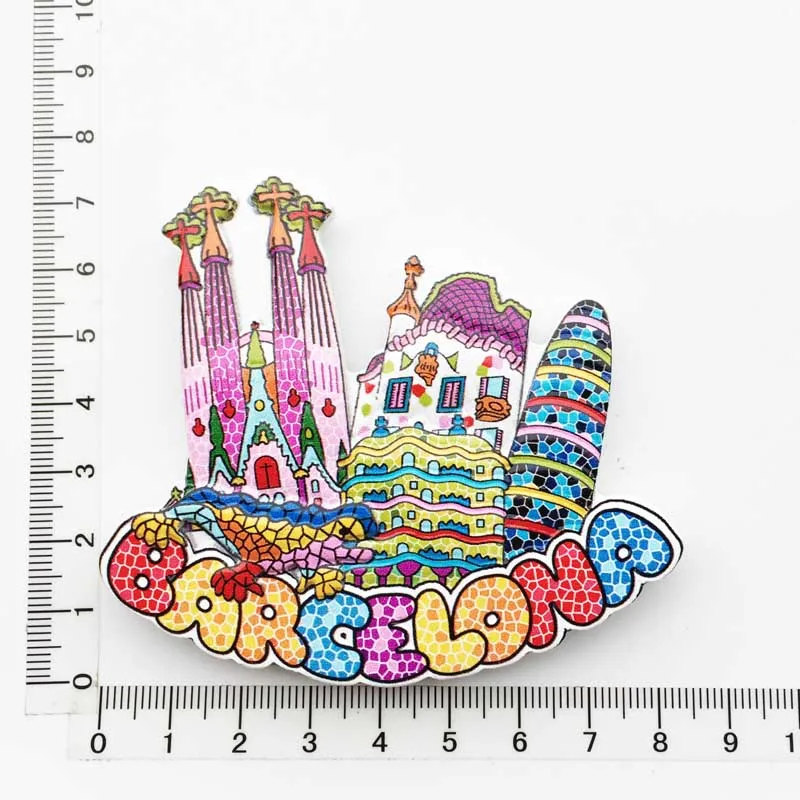 Магнит на холодильник туристический сувенир Барселона Испания Цветная Мозаика