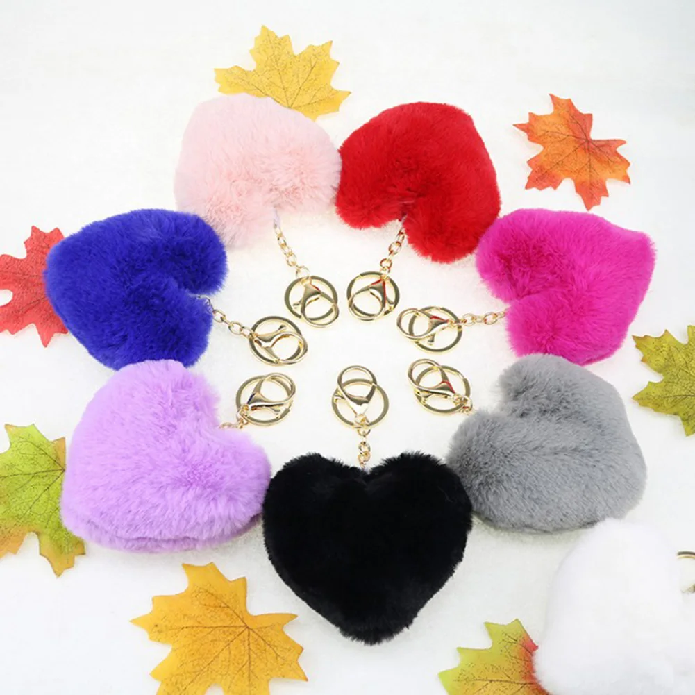 Мягкий брелок для ключей из искусственного меха женский в форме сердца с