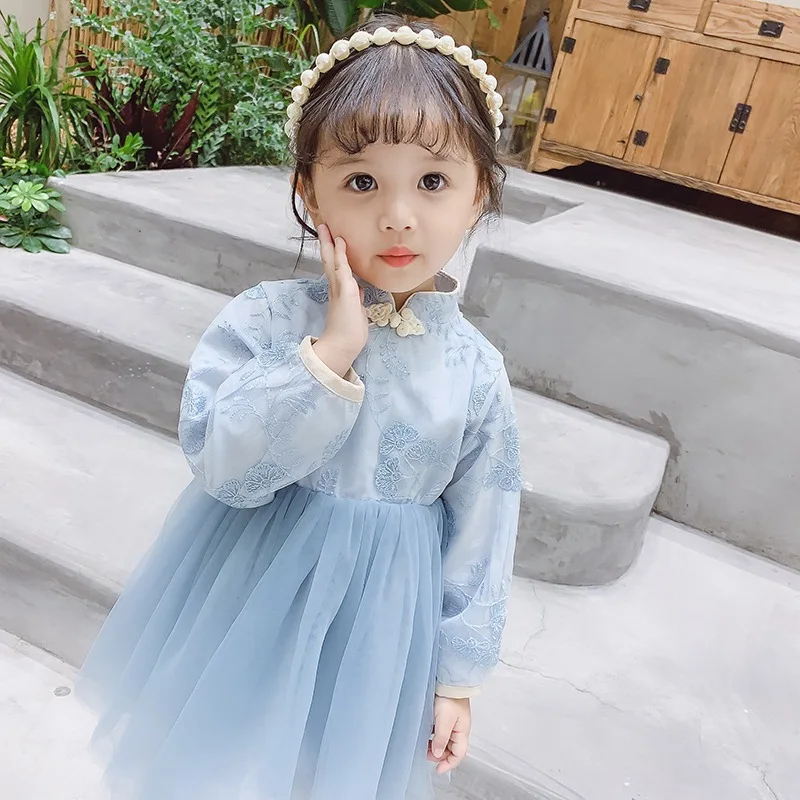 

Spring and Autumn Baby Girl Chinese Style Sweet Lovely Cheongsam Embroidered Mesh Flower Cotton Dress