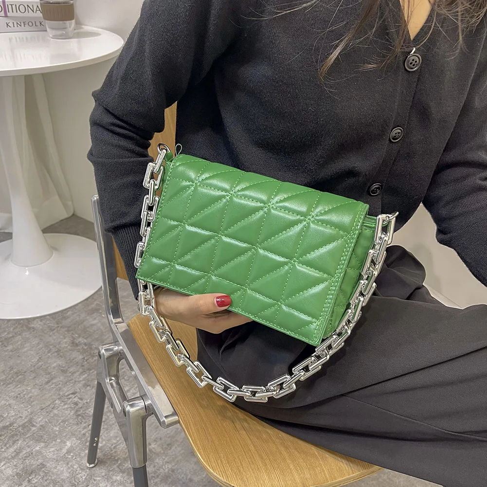 Женская сумка-клатч из мягкой кожи на цепочке | Багаж и сумки