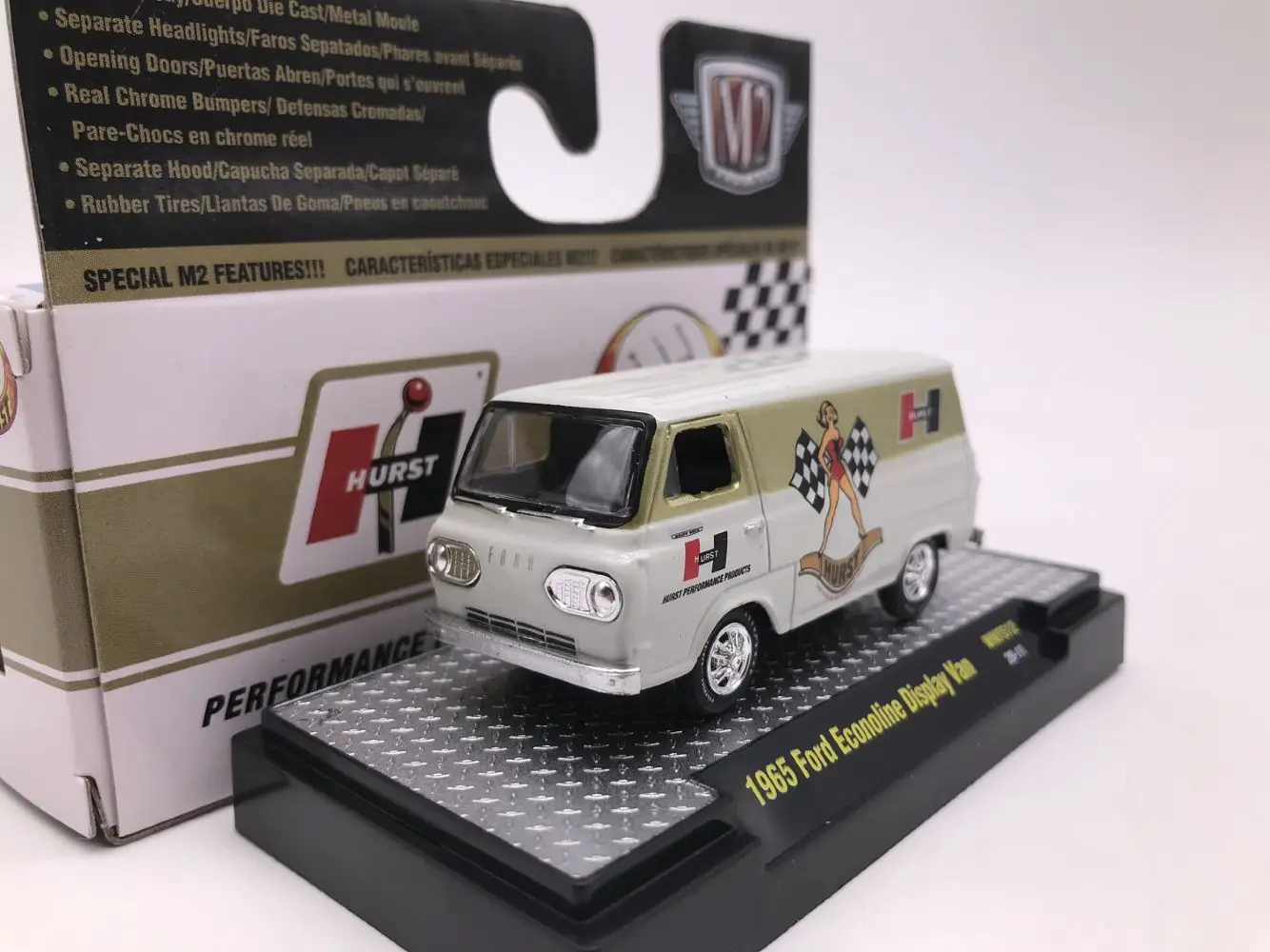 M2 1:64 1965 Ford Econoline дисплей фургон модель автомобиля из сплава металлические игрушки