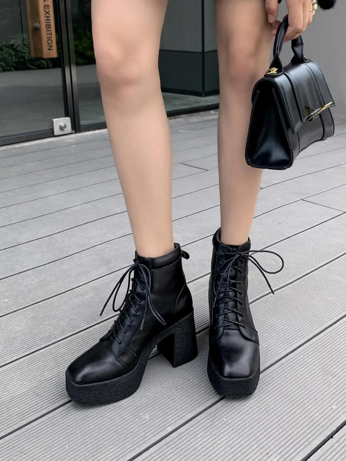 

Lenkisen fashion boots natural leather platform streetwear square toe thick high heel lace up elegant lady cozy ankle boots L9f1