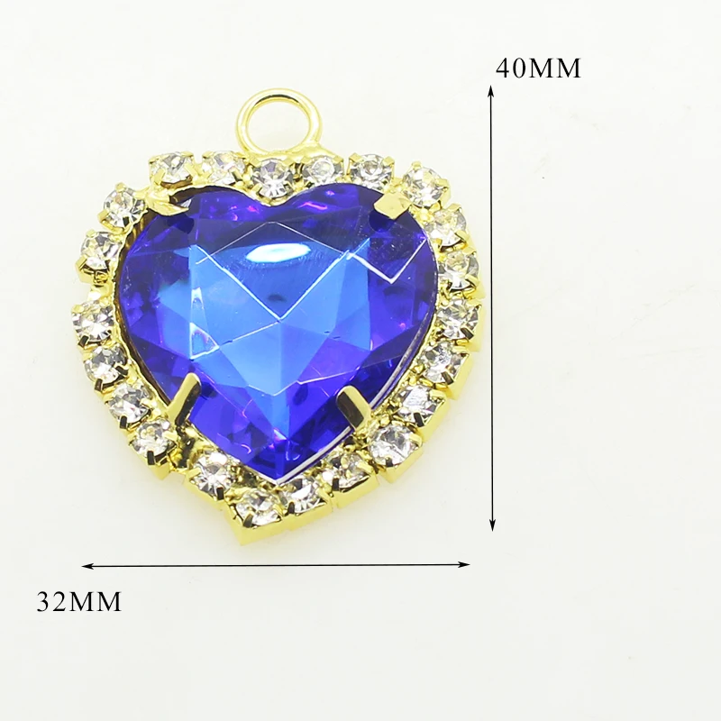 Акриловая подвеска-пуговица в форме сердца сделай сам ручная работа праздничная