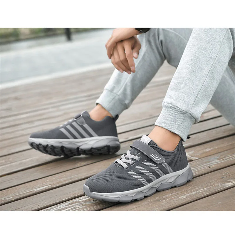 2020 Fashion Men Women Sneakers Ultralight Running Shoe Net Mesh Breathable Comfortable Increase Old Man Walking Work Out | Спорт и