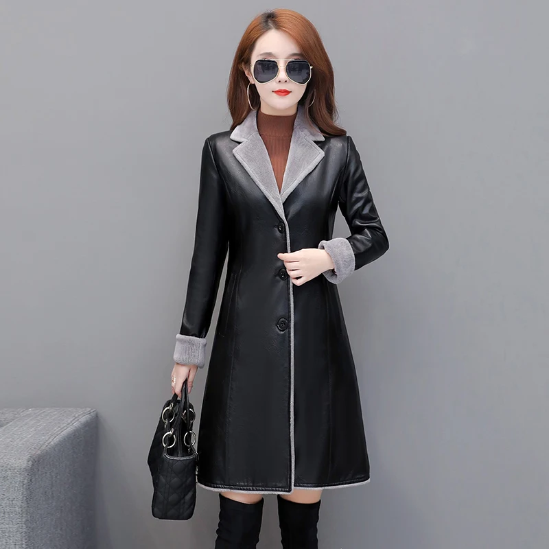 Осенне-зимнее женское пальто из искусственного меха средней длины теплая