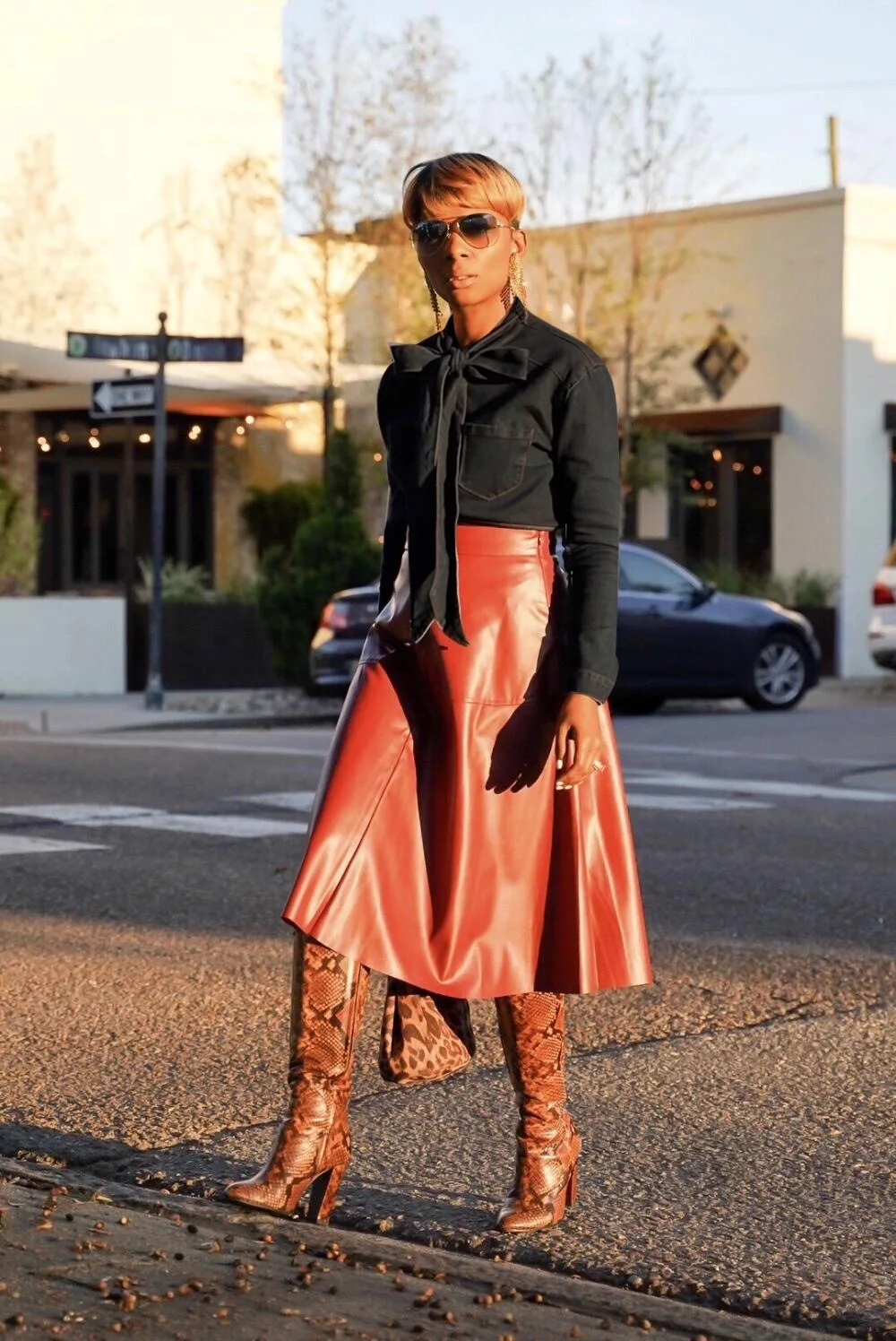 

2021 Spring and Autumn Fashion Women's Bow Tie Button Pocket Fashion Denim T-Shirt