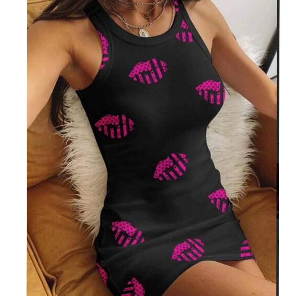 

Sleeveless casual beach dress with round neckline and red lip print for ladies