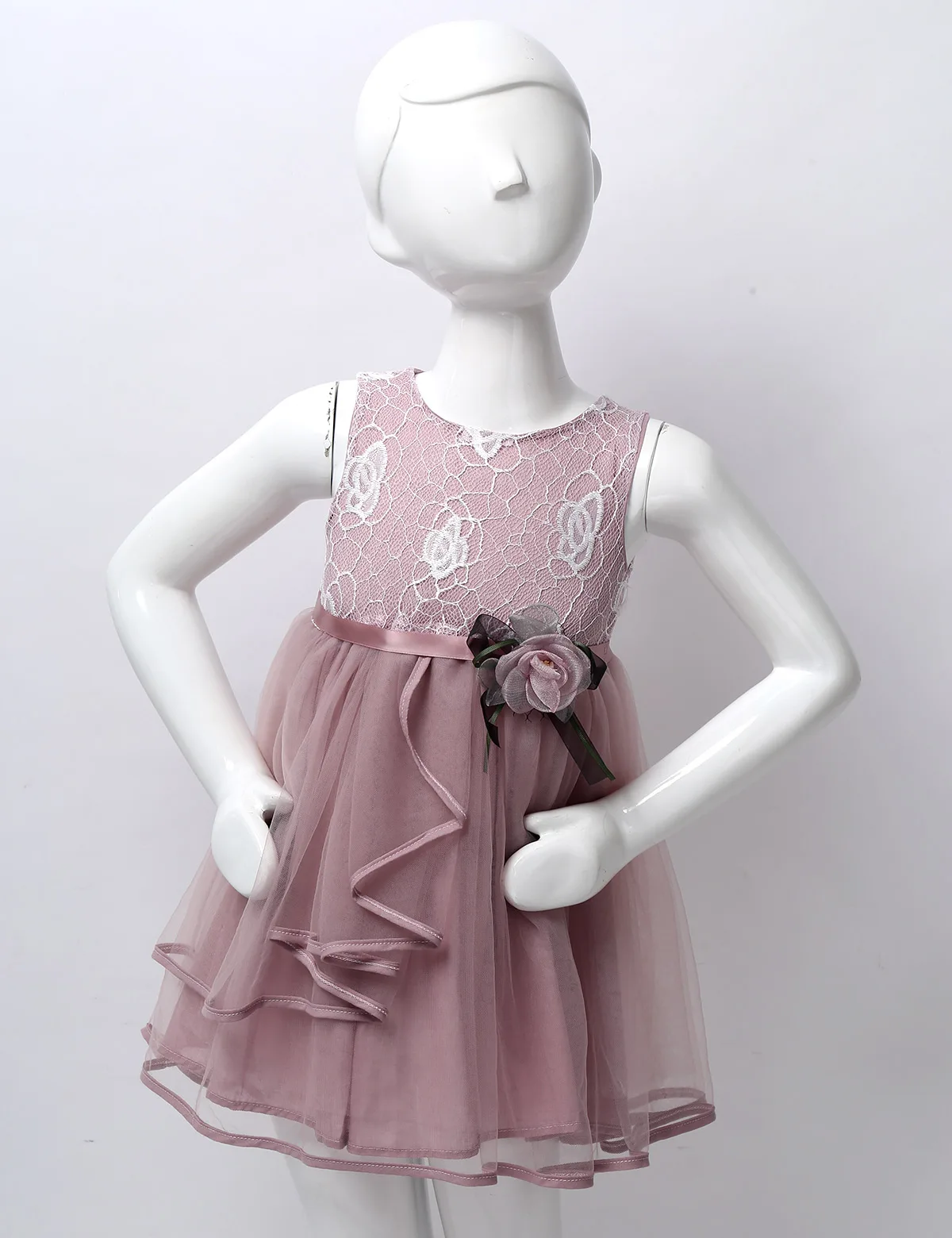 Детское кружевное платье без рукавов с цветочным принтом |