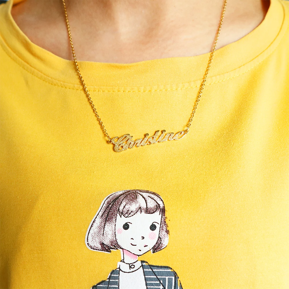 Матовое ожерелье с индивидуальным именем и глянцевым покрытием золотое