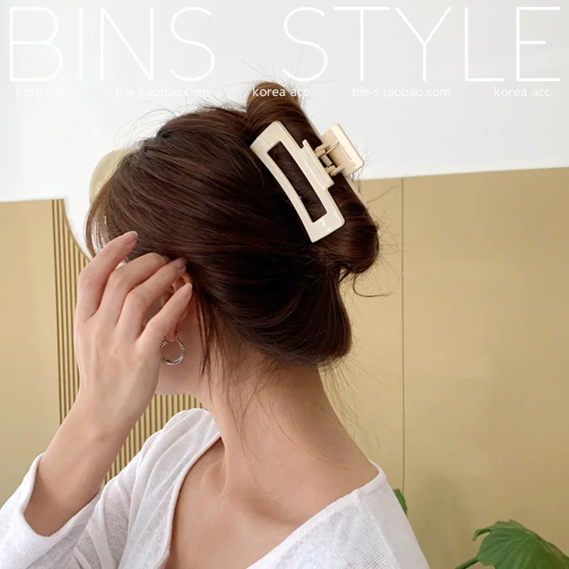 

Oaoleer 2021 New Claw Clip Large Size Hair Clip Claws for Women Plastic Elegant Barrette Hair Accessories INS for Hair