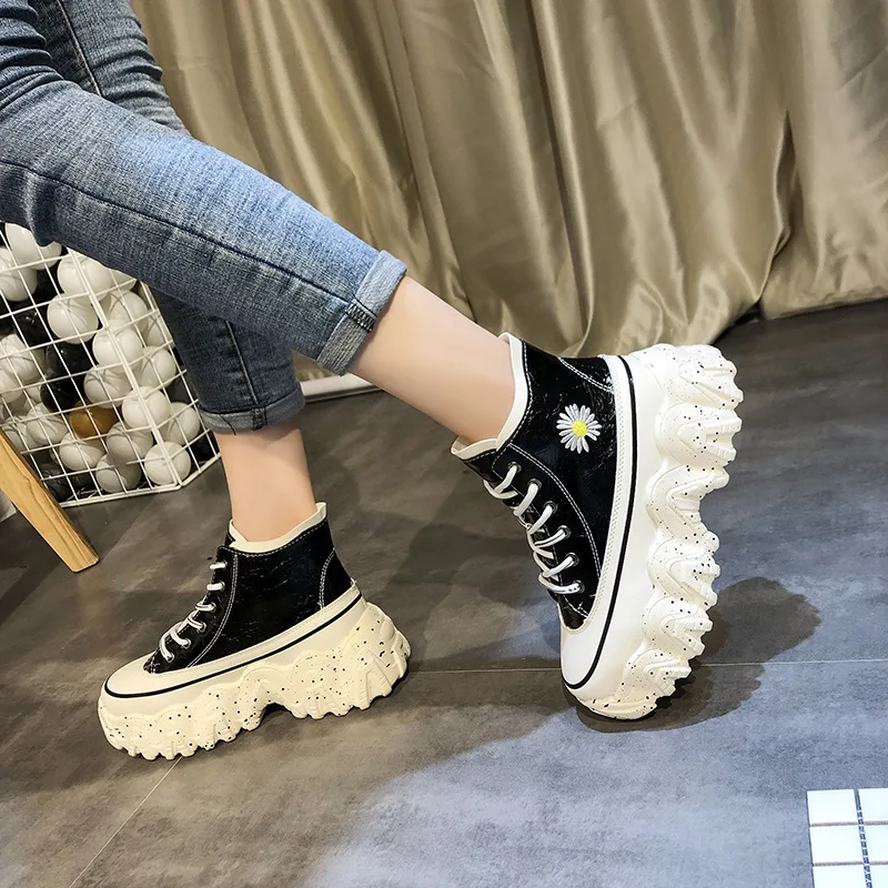 

Embriodery Flower Platform Sneakers Women Chunky Black Shoes High Top 2020 Spring New Female Causal Shoes Chunky Sneakers N1-45