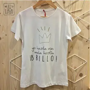 Модная женская футболка Slithice, персональный дизайн, белый Повседневный женский топ с коротким рукавом и круглым вырезом, с испанским буквенным принтом