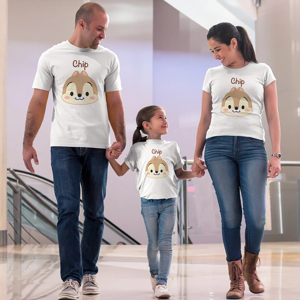 

Disney Children's Streetwear Kawaii Chip Printed T-shirt Summer Casual Short Sleeve Family Matching Outfits Dad Mom Daughter