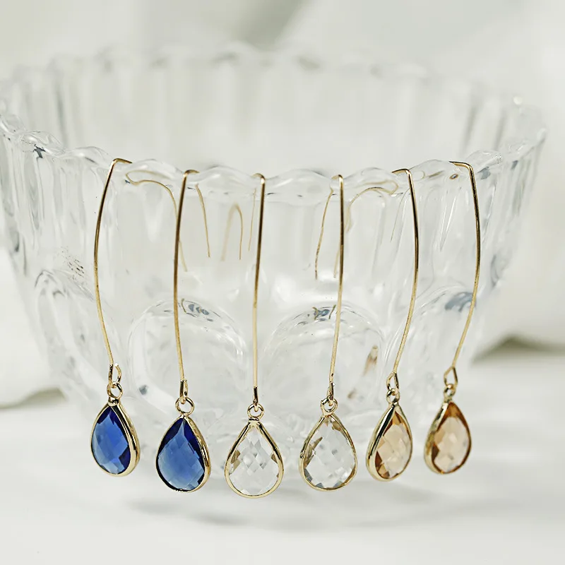 

8Seasons New Simple Pink/White/Blue Crystal Water Drop Earrings for Women Wedding Party Long Dangle Earring Fashion Jewelry Gift