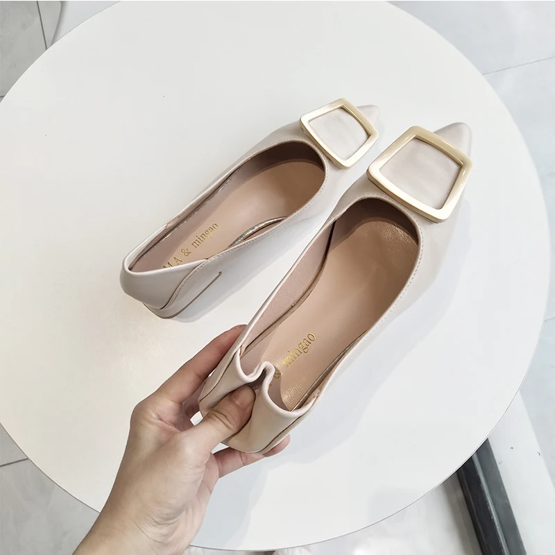 

Туфли-лодочки женские кожаные на среднем квадратном каблуке, 4 см