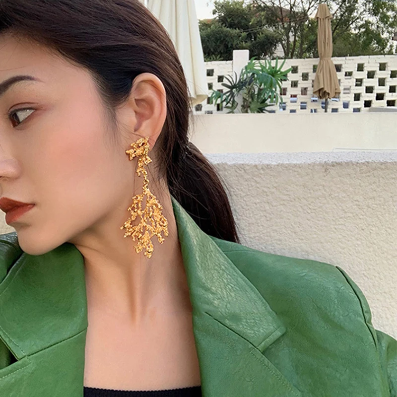 Длинные Золотые серьги Peri'sBox в виде ветвей дерева висячие неправильной формы с