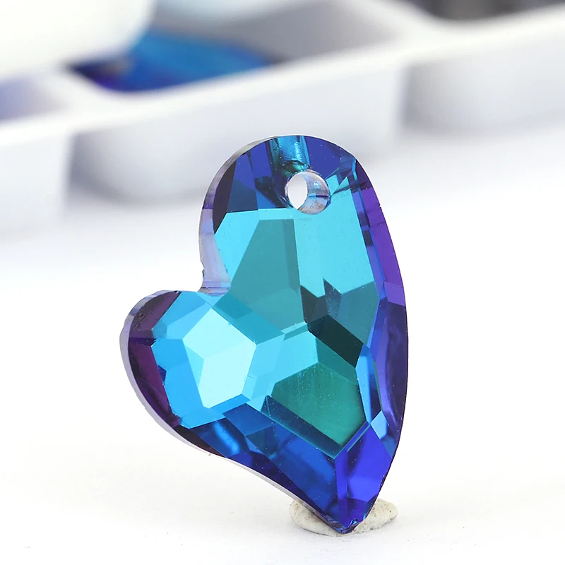 В форме сердца цветное ожерелье украшение кристаллы одно отверстие сделай сам